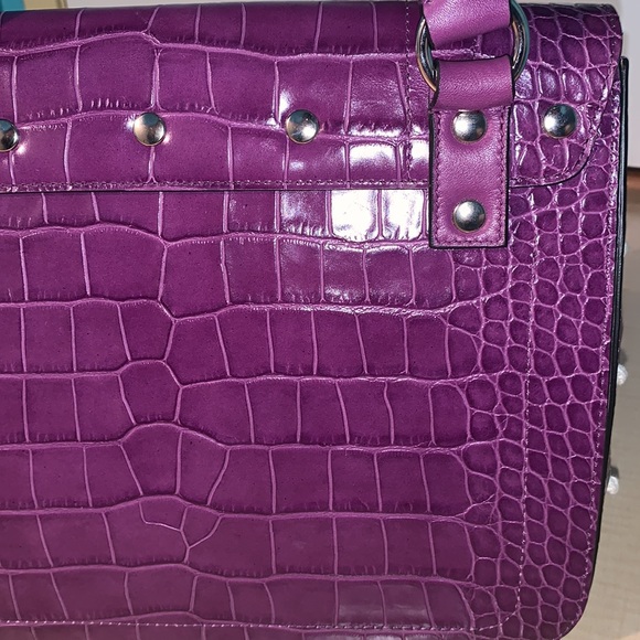 J.W. ANDERSON PURPLE LARGE DISC SATCHEL - Croc - Picture 12 of 16
